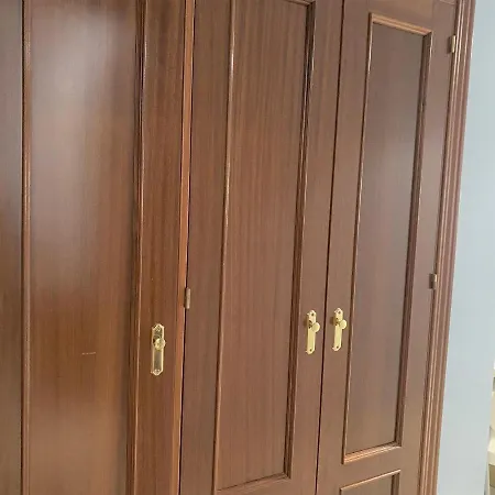 Apartment Entero A 10 Minutos En Coche De Sevilla Centro Camas